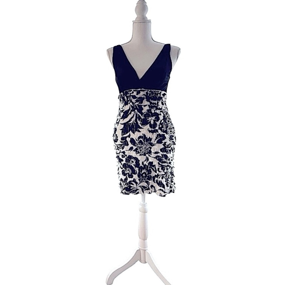 Trac Black & White V Neck Dress